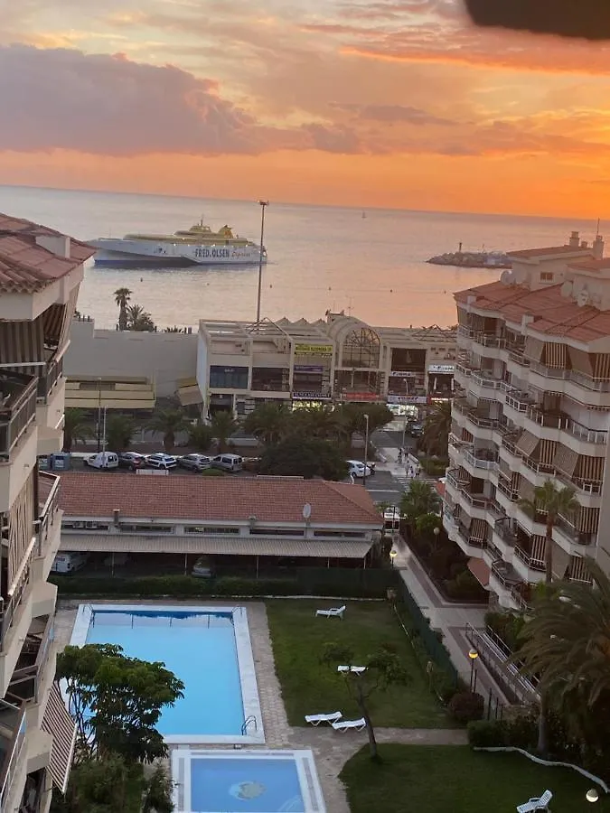 Casa Eneri Daire Los Cristianos